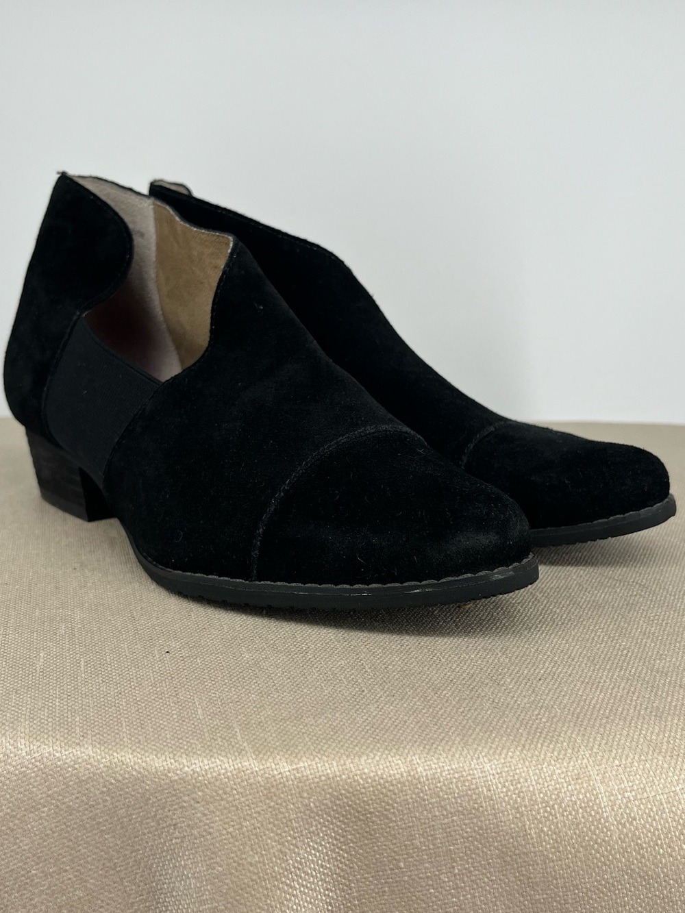 Blondo Black Suede Women's Ankle Booties